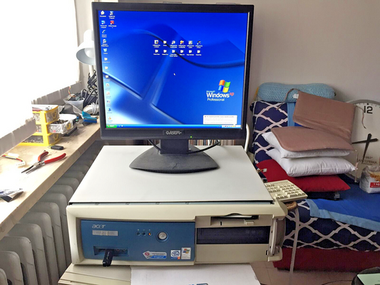 Acer Veriton VT 5600 G Intel Pentium 4 2600 Mhz 1.5 GB DDR 400 Retrogames