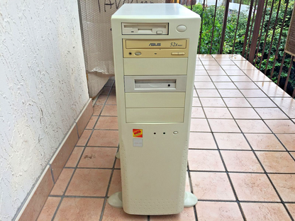 Windows 98 SE Big Tower Intel Pentium 4 2400 Mhz Retrogames 2x Seriale Parallela