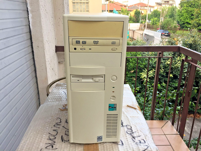 Windows 98 SE Desktop Dex Vintage Pentium 3 450 Mhz 2x Slot Isa Mobo Lucky Star