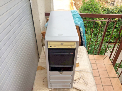 Retrocomputer Windows 98 SE Desktop Amd Athlon Xp 1800+ 1537 Mhz Retrogames Seriale Parallela