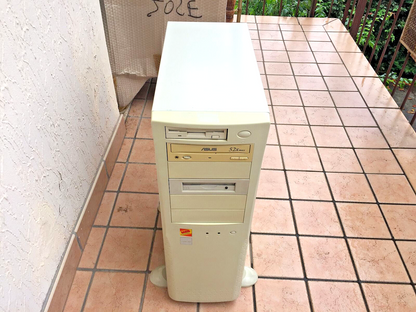 Windows 98 SE Big Tower Intel Pentium 4 2400 Mhz Retrogames 2x Seriale Parallela