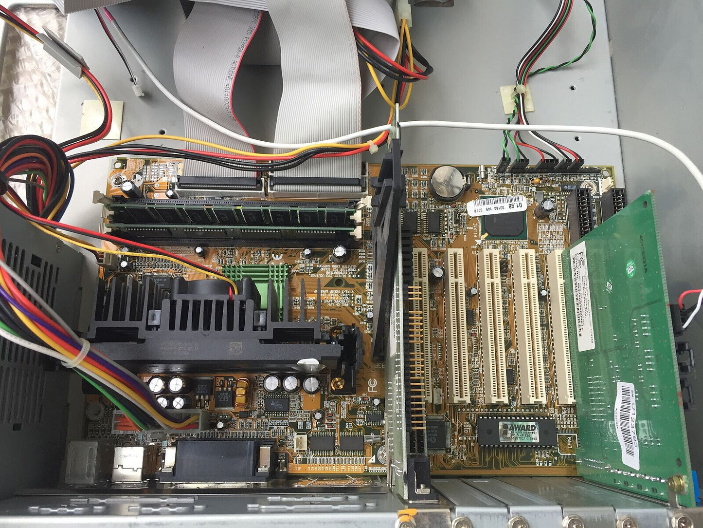 Windows 98 SE Desktop Dex Vintage Pentium 3 450 Mhz 2x Slot Isa Mobo Lucky Star