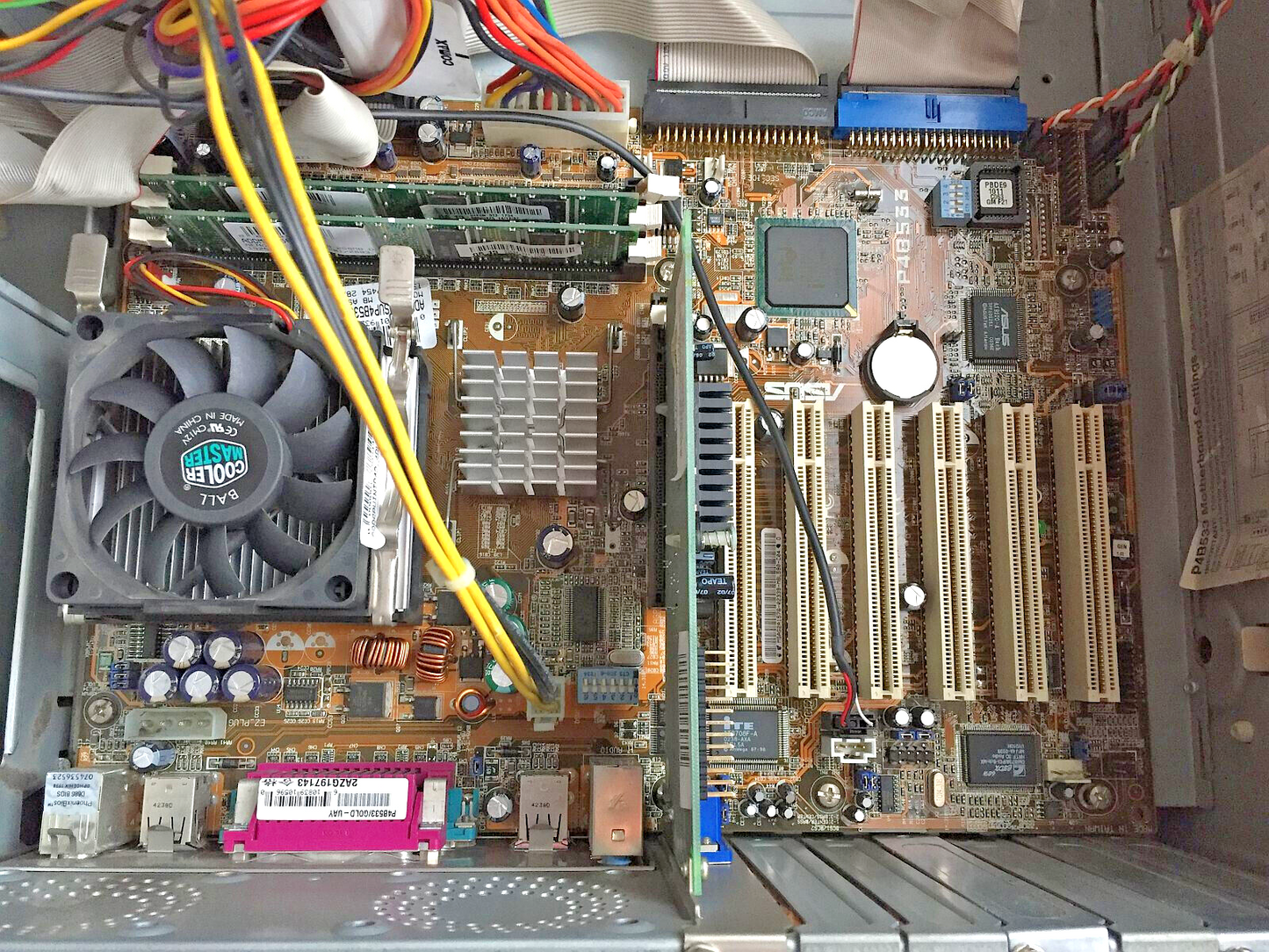 Windows 98 SE Big Tower Intel Pentium 4 2400 Mhz Retrogames 2x Seriale Parallela