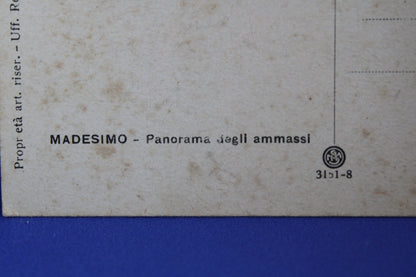 Tris di cartoline raffiguranti panorami montuosi