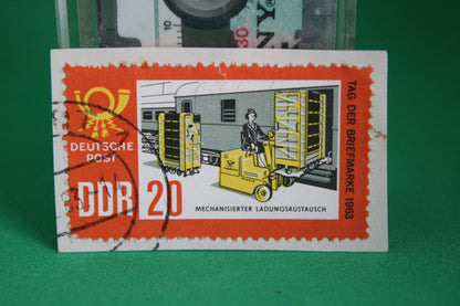 Francobollo DDR Tag Der Briefmarke 1963 Usato