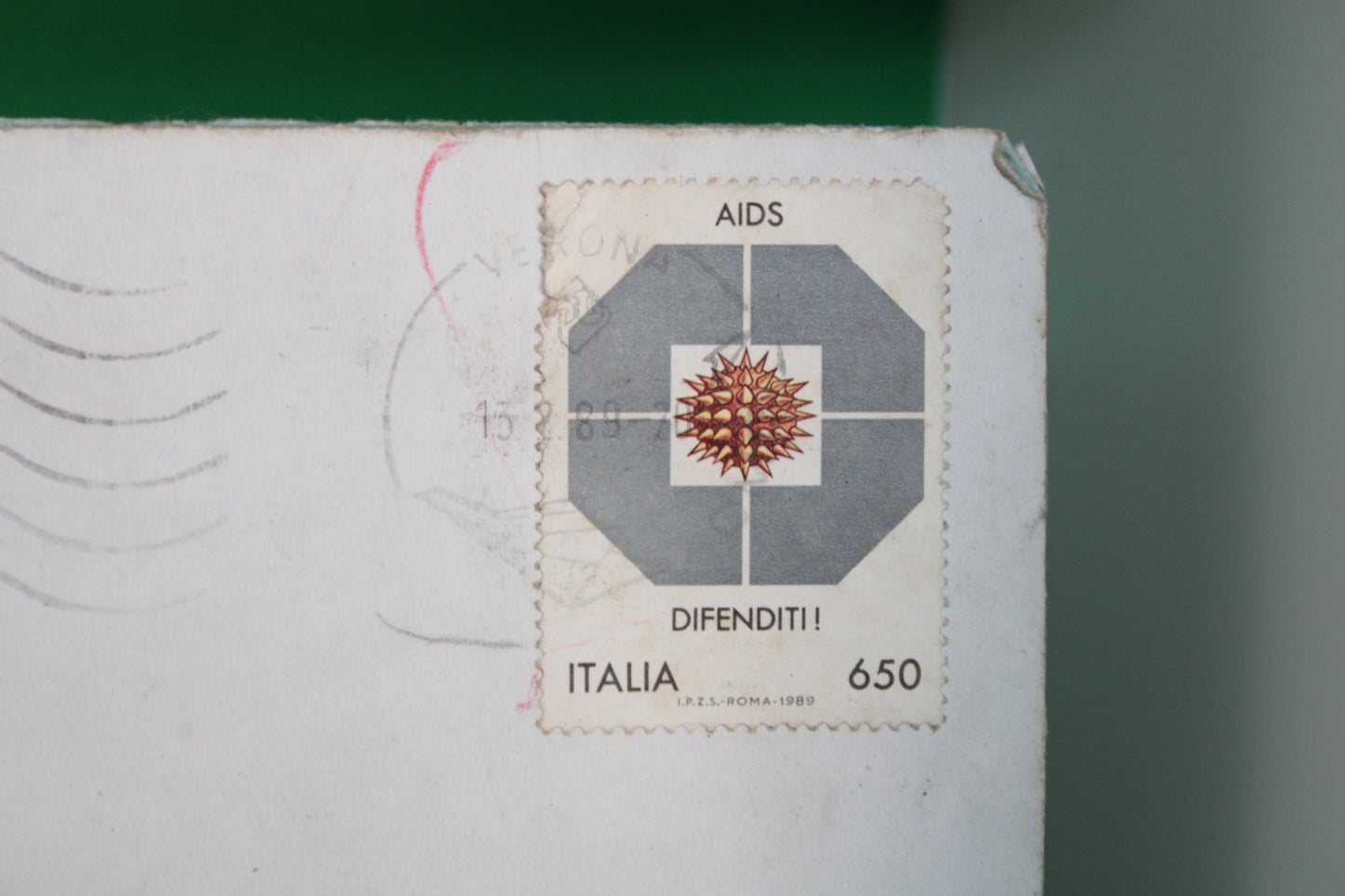 Francobollo Lotta Contro l'AIDS usato su busta 1989