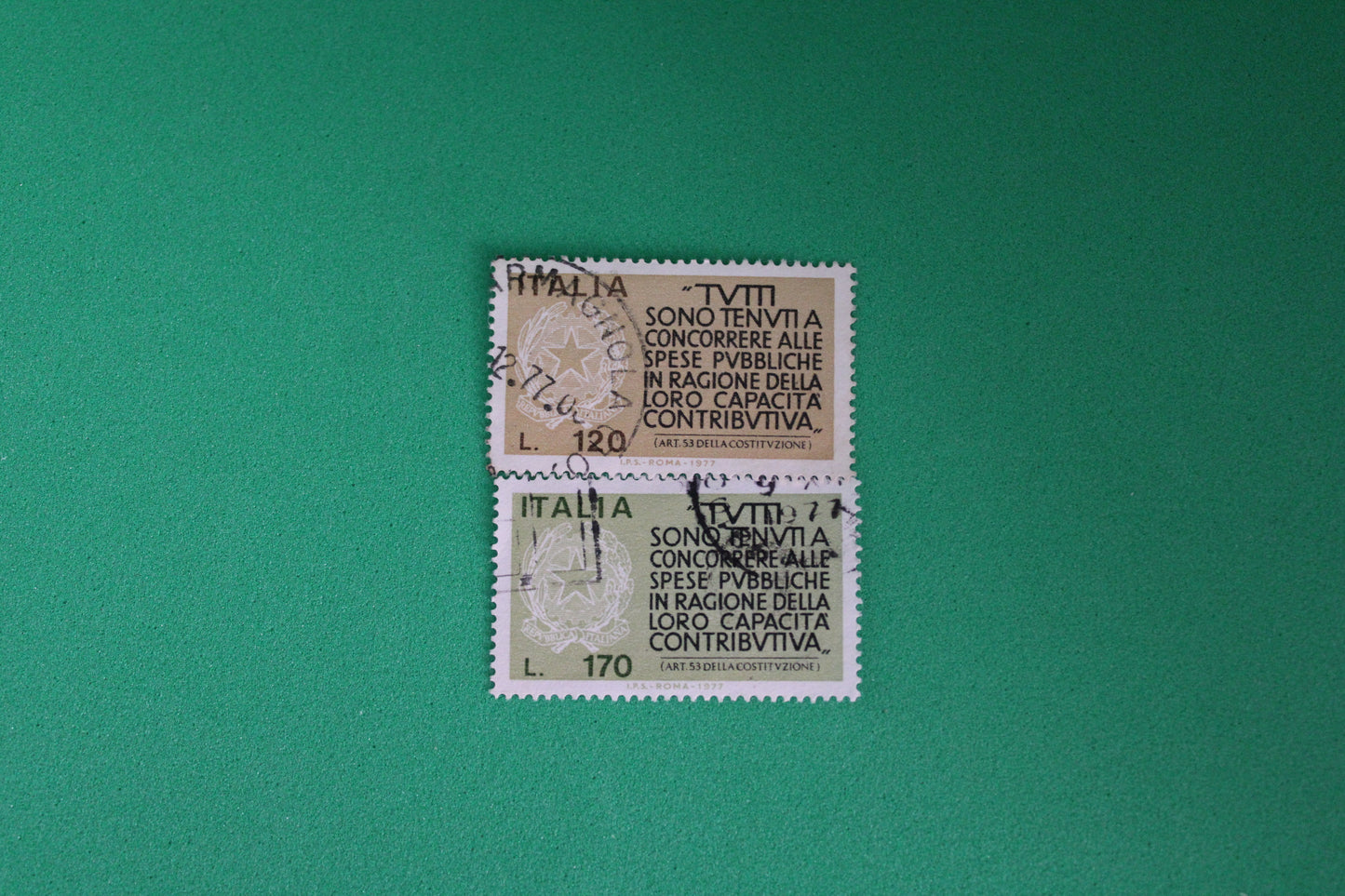 Coppia Francobollo Italia Propaganda Per La Fedeltà Contributiva 1977