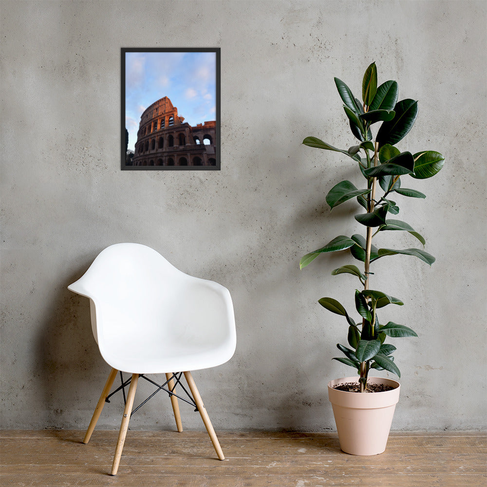 Colosseo illuminato da una giornata di sole, poster con cornice