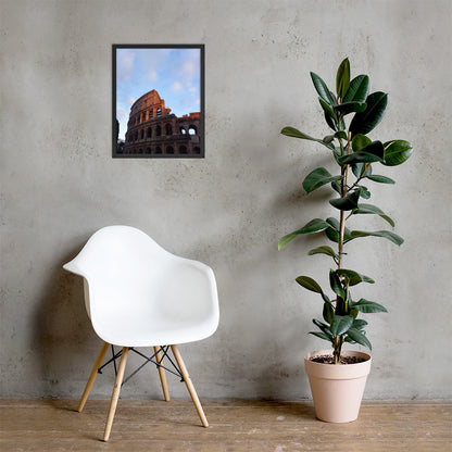 Colosseo illuminato da una giornata di sole, poster con cornice