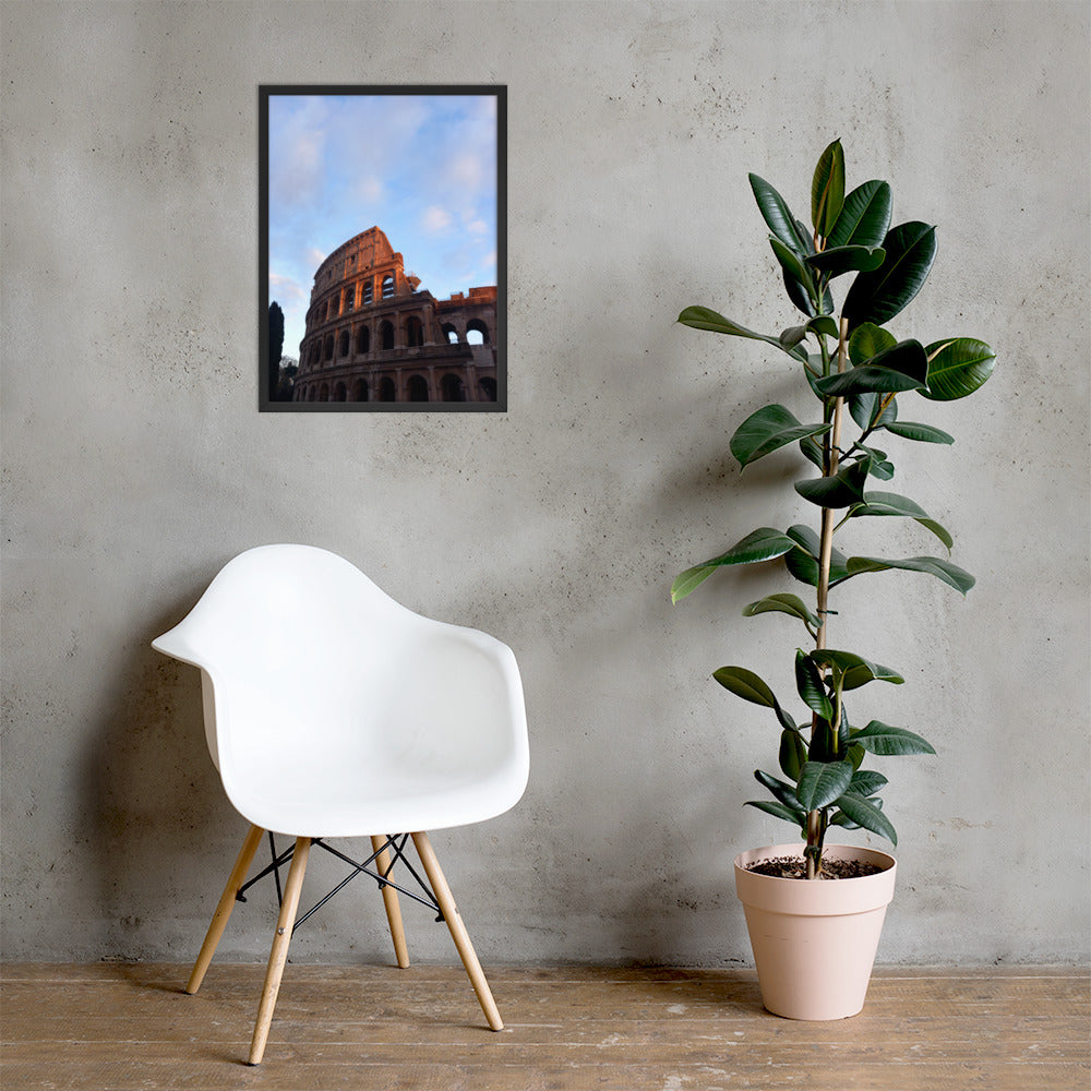 Colosseo illuminato da una giornata di sole, poster con cornice
