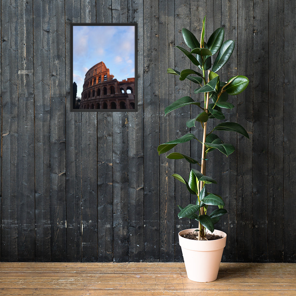 Colosseo illuminato da una giornata di sole, poster con cornice